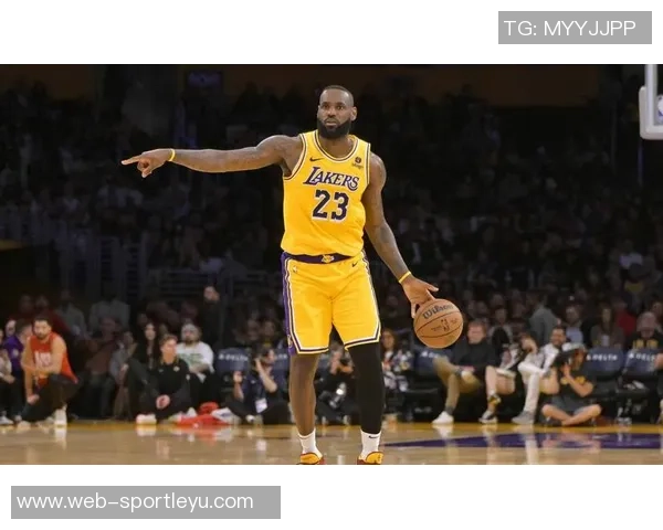 詹姆斯分享心路历程:专注当下不惧未来挑战的篮球哲学 詹姆斯分享心路历程:专注当下不惧未来挑战的篮球哲学