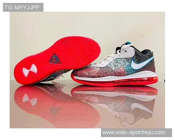 迈克米勒致敬两连冠将爱车改装为詹姆斯迈阿密配色球鞋主题款式 迈克米勒致敬两连冠将爱车改装为詹姆斯迈阿密配色球鞋主题款式